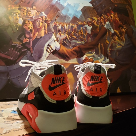 SOLD.....Air Max 90 infrared flyknit - Picture 5 of 8